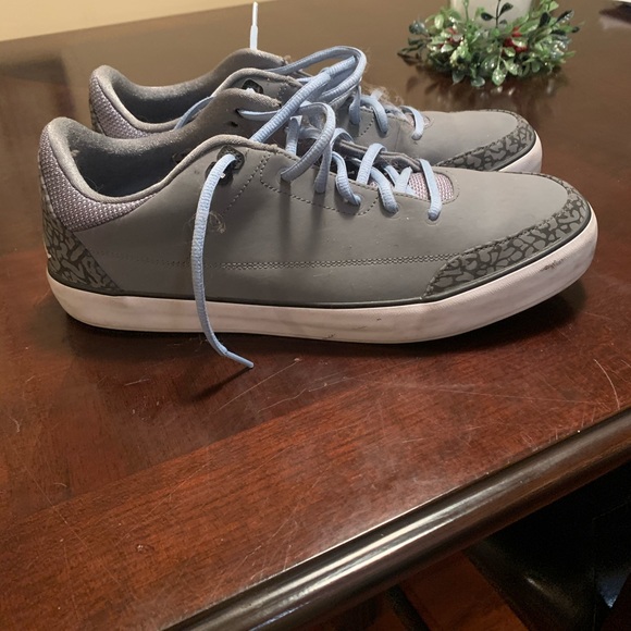 Jordan shoes - Picture 2 of 3